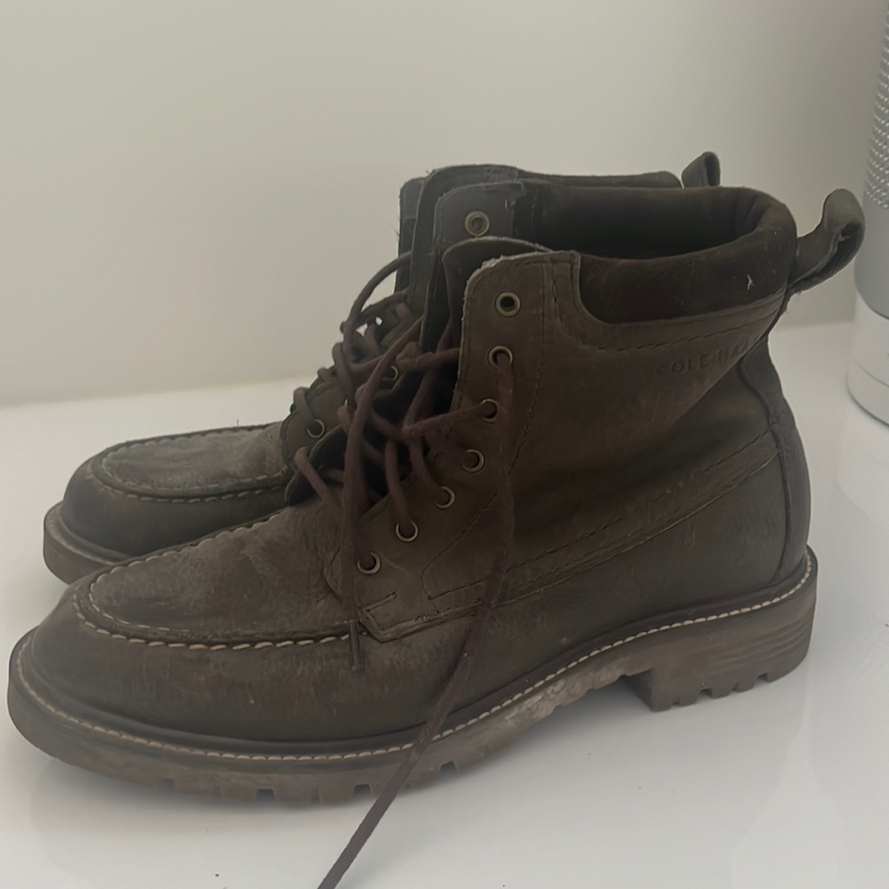 Cole hann leather waterproof leather boots - dark gray brown is 7
